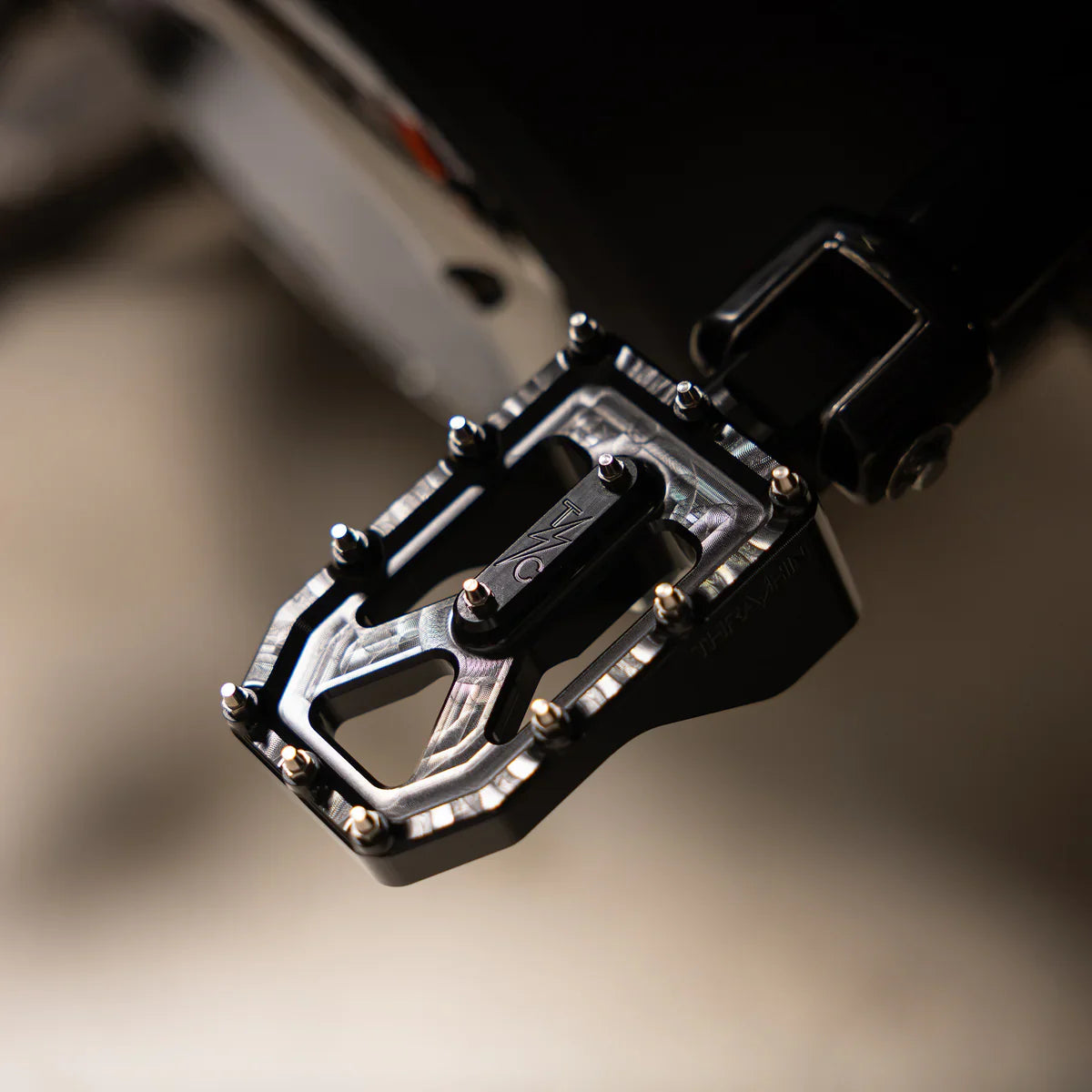 Aggressor Foot Pegs - Black