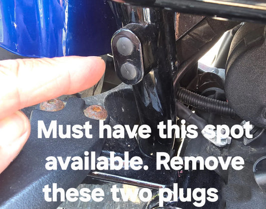 Charging port mount for Dyna