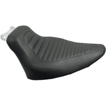Mustang Tripper Solo Seat - Tuck And Roll - Flst '08-'17