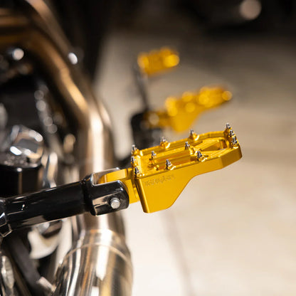 Aggressor Foot Pegs - Gold