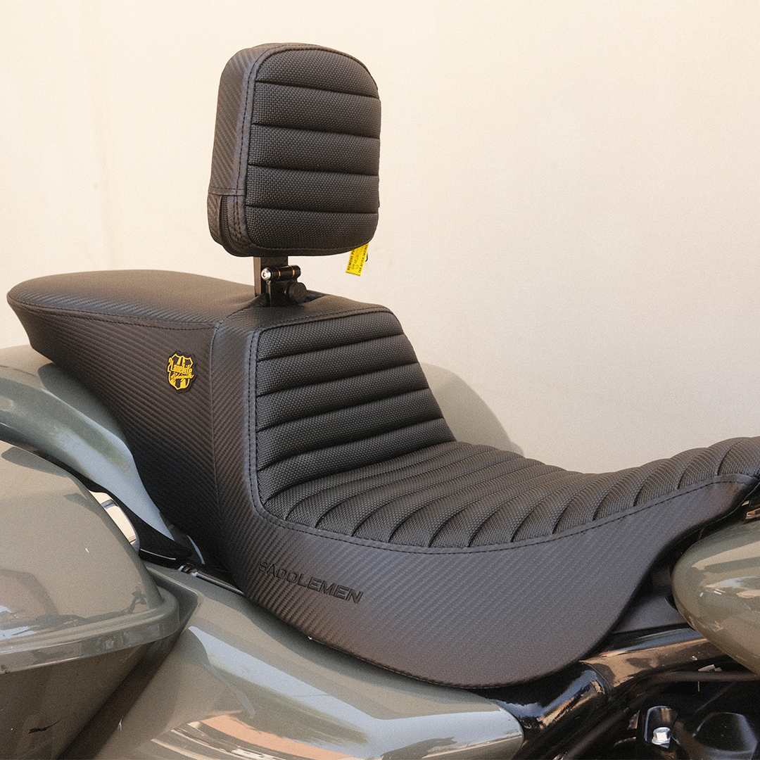 Saddlemen "Highwaymen" Tour Step-Up™ Seat W/ Rider Backrest Tuck & Roll 2008-2023 Flhr, Flht, Flhx & Fltr (Touring Models) - Includes Trikes (09-13)