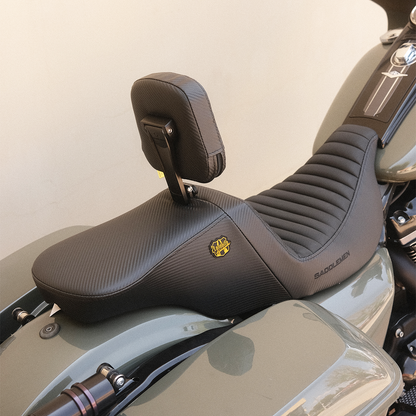 Saddlemen "Highwaymen" Tour Step-Up™ Seat W/ Rider Backrest Tuck & Roll 2008-2023 Flhr, Flht, Flhx & Fltr (Touring Models) - Includes Trikes (09-13)