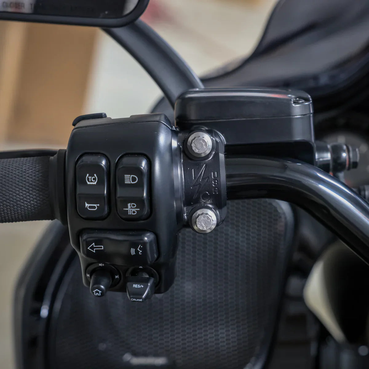 Thrashin Supply Speedway Clutch / Brake Perch Clamp - Black