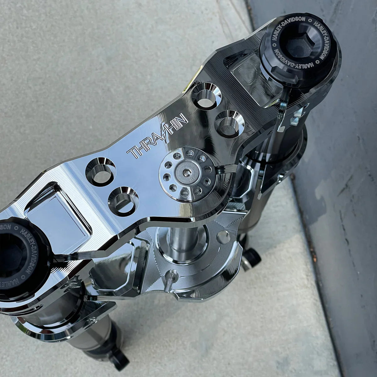 Thrashin Supply Triple Tree Set | Softail - Chrome