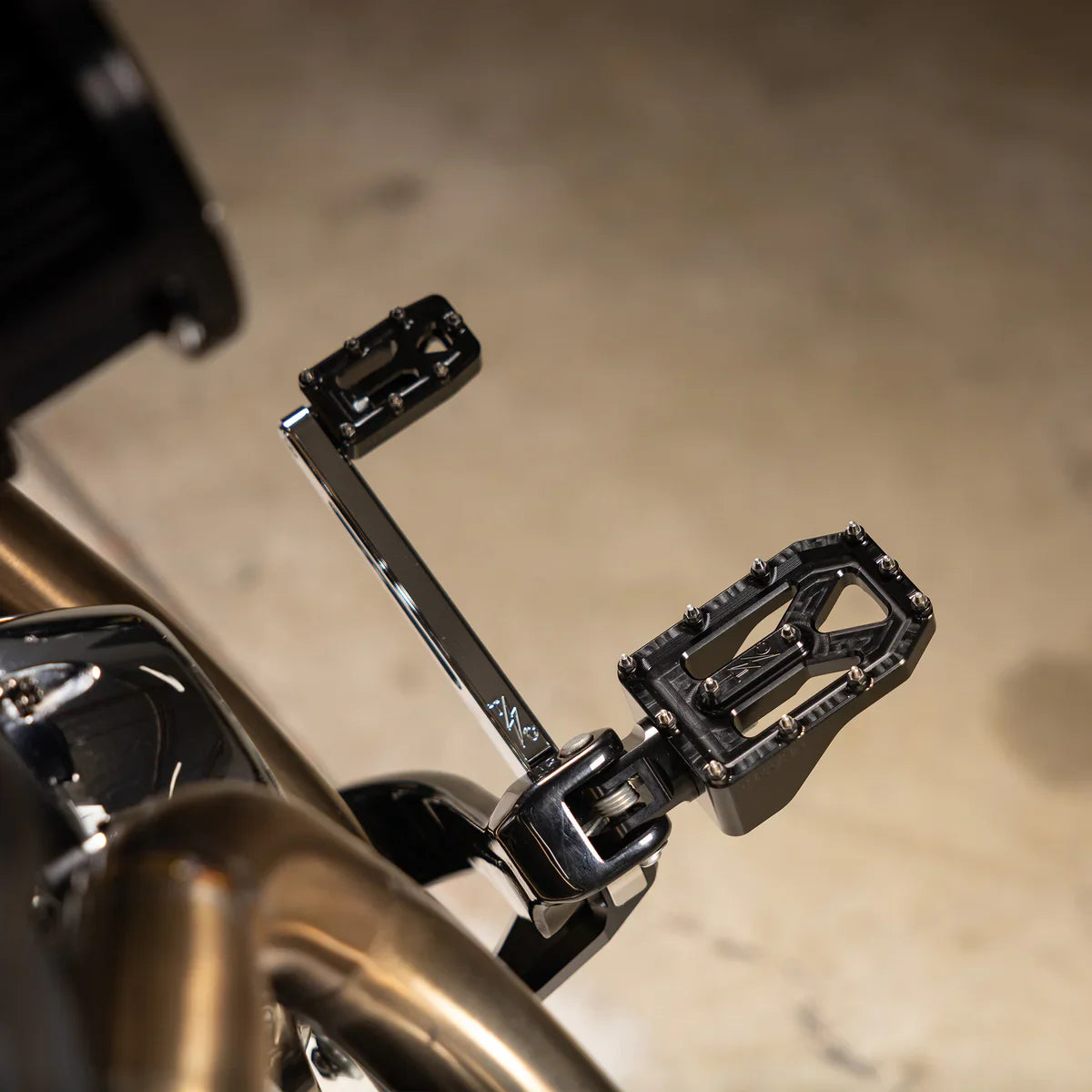 Aggressor Foot Pegs - Black