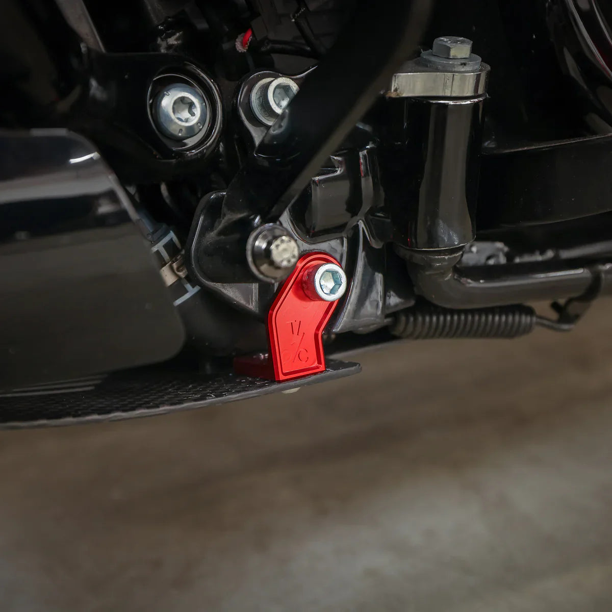 2024+ Touring Skid Plate - Real Forged Carbon - ALL Color Brackets