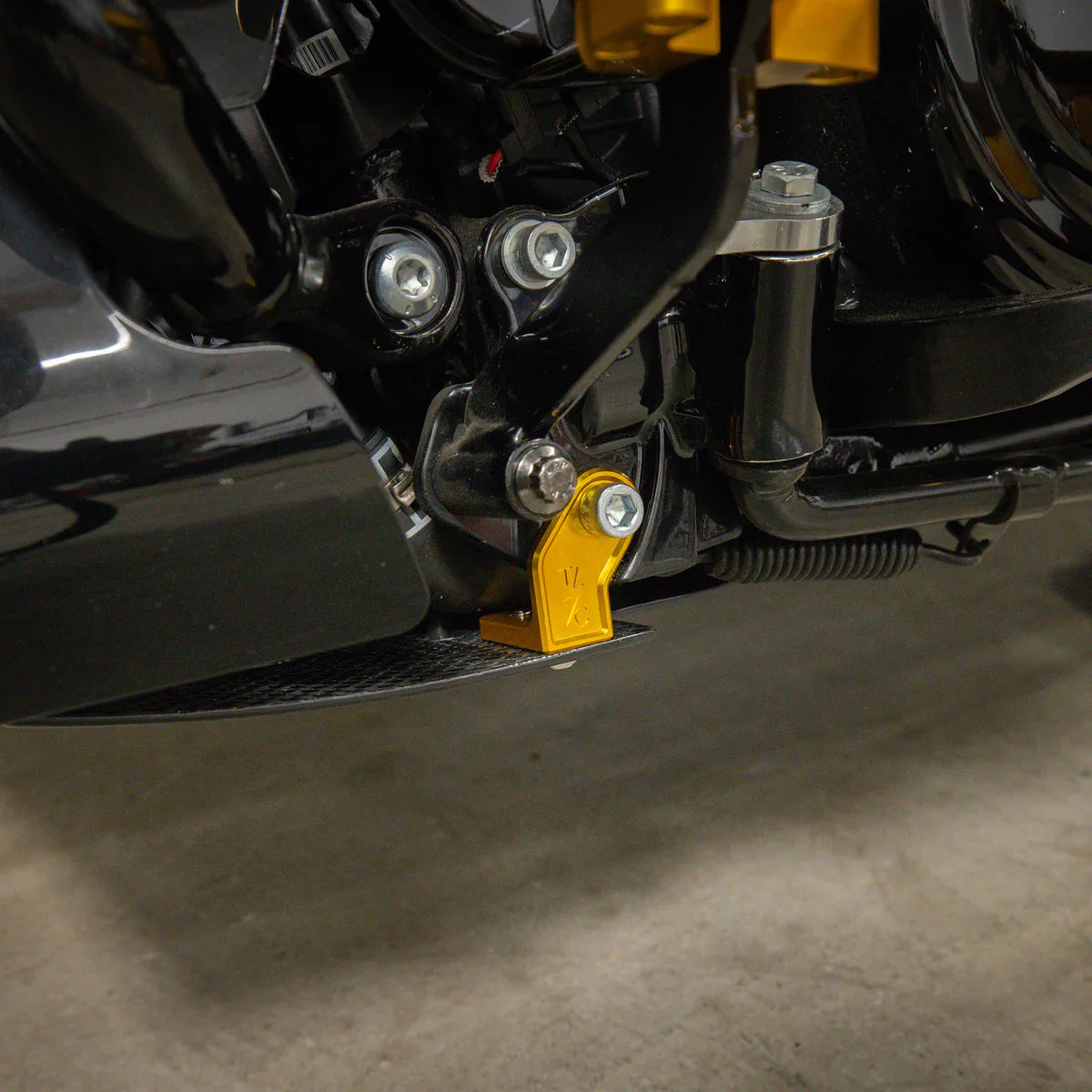 2024+ Touring Skid Plate - Real Forged Carbon - ALL Color Brackets